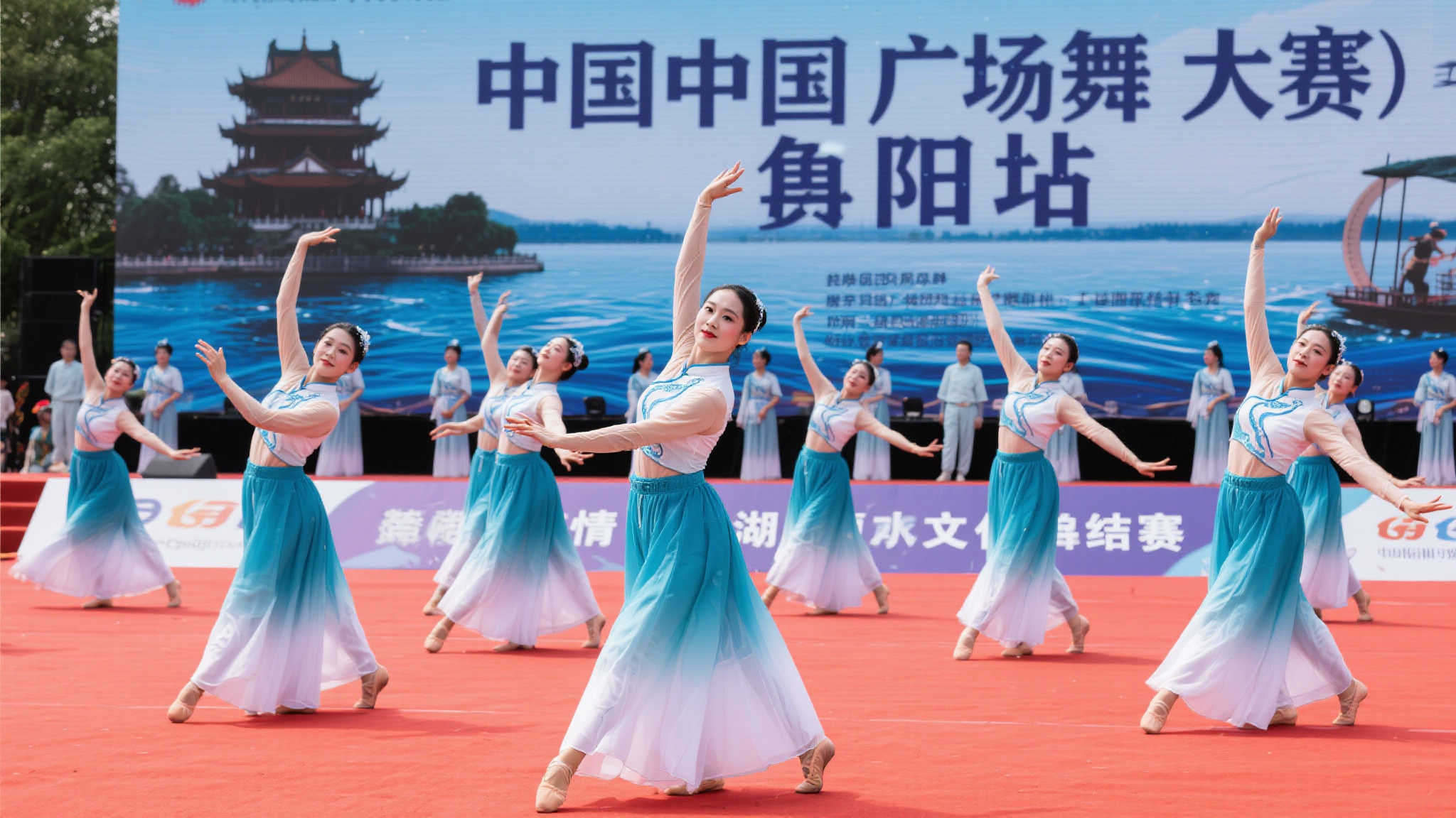 不仅在竞技
